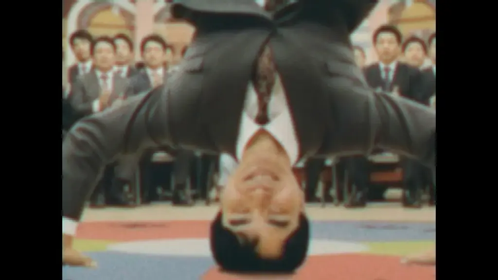 平成レトロ風の懐かしさあふれる新感覚チュートリアルビデオ新WebCM「at homeの住まいさがし講座」シリーズを2025年12月8日（月）より公開 画像 11