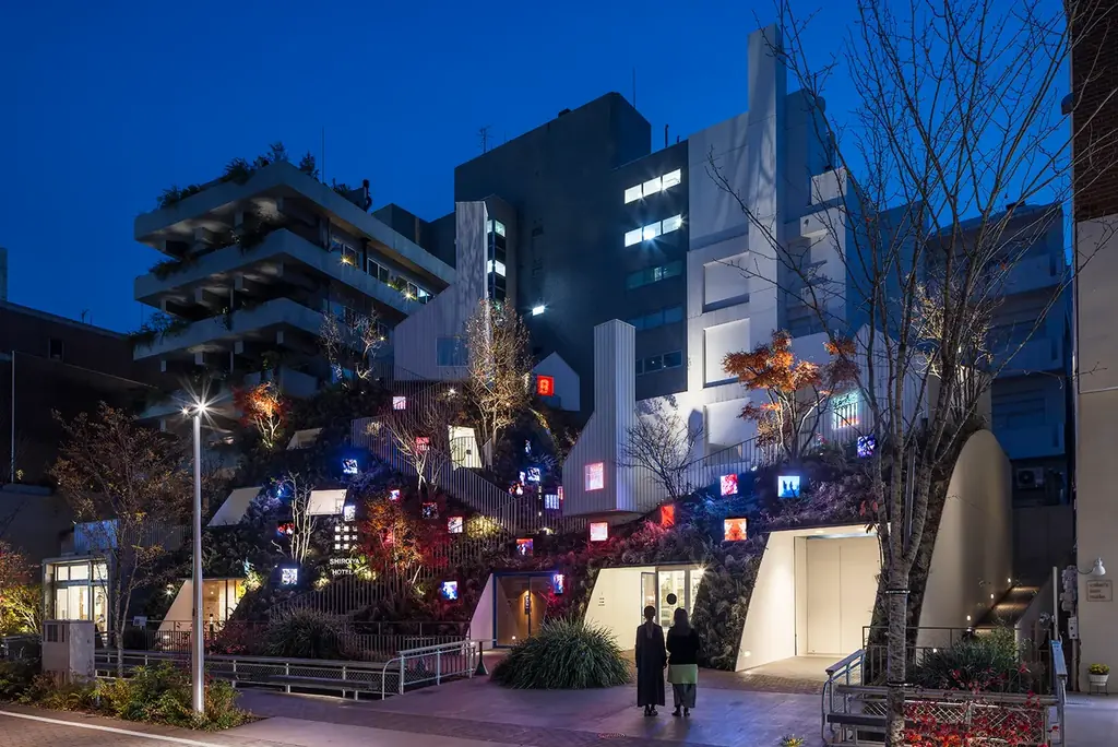 白井屋ホテル　開業5周年記念イベント「蜷川実花 with EiM at SHIROIYA」白井屋ホテルアートイルミネーショ2025 《Pulse of Lives》開催中 画像 1