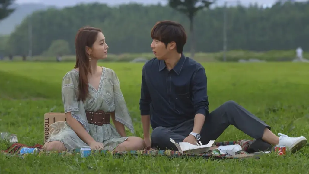 笑って泣いて、心がほどける。『一度行ってきました』、『ヒーラー〜最高の恋人〜』『彼女はキレイだった』、『恋のスケッチ～応答せよ1988～』寒い日にピッタリな心温まる韓国ドラマ4作品を紹介 画像 5