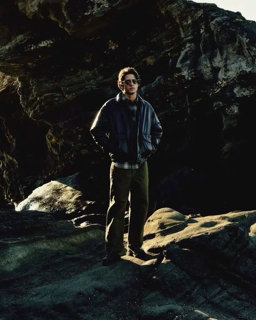 「AVIREX」からアメリカを代表するアウトドアブランド「Eddie Bauer」とのスペシャルエディションが発売！ 画像 5