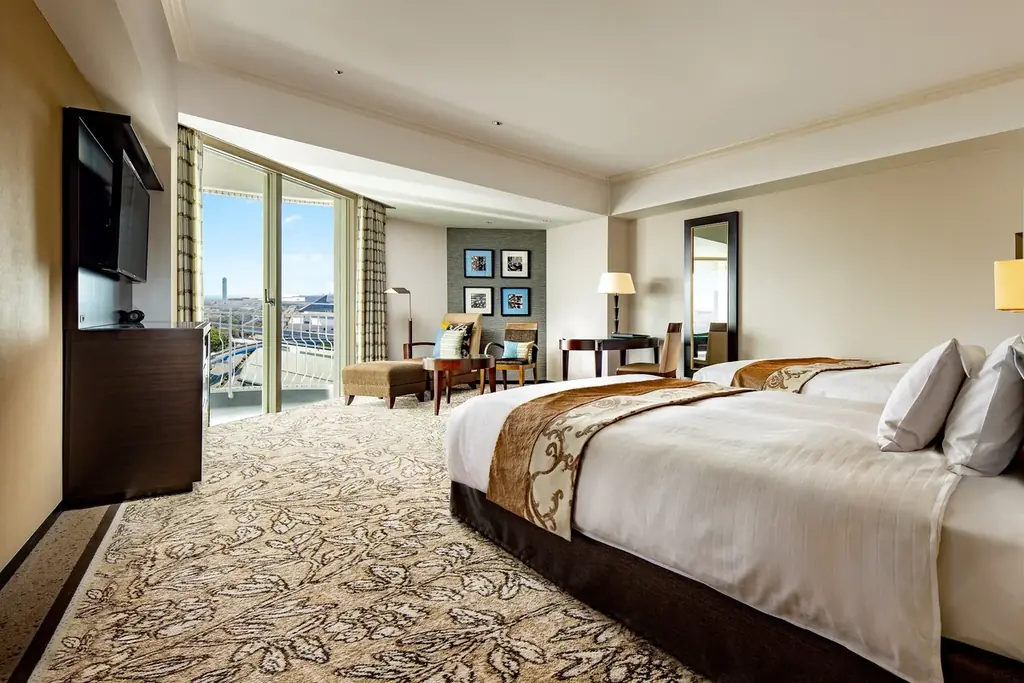 初売りは、宿泊券・食事券をお得に。毎年完売の人気企画！ポートピアホテルの『新春初夢福袋2026』 画像 6