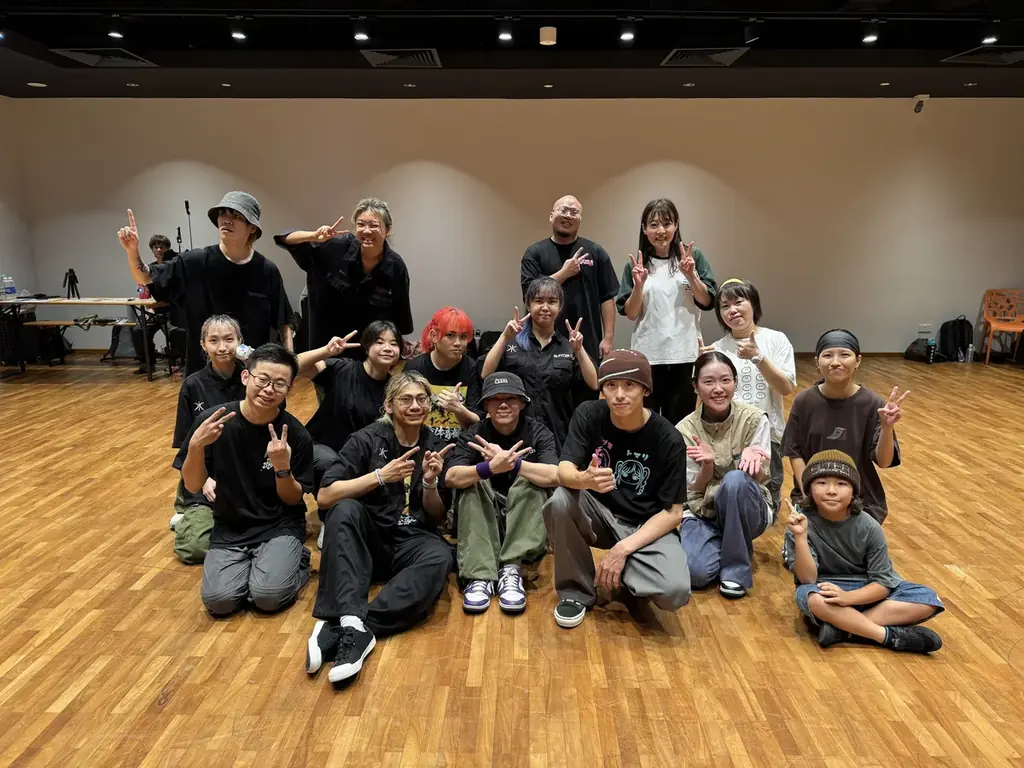 アニソンダンスバトルの最高峰「あきばっか〜の」シンガポール初開催が大盛況のうちに終幕！世界ベスト4の「龍と勇太」が優勝し日本通算４連覇を達成。世界を熱狂させるアニソンダンスの新章が開幕。 画像 18