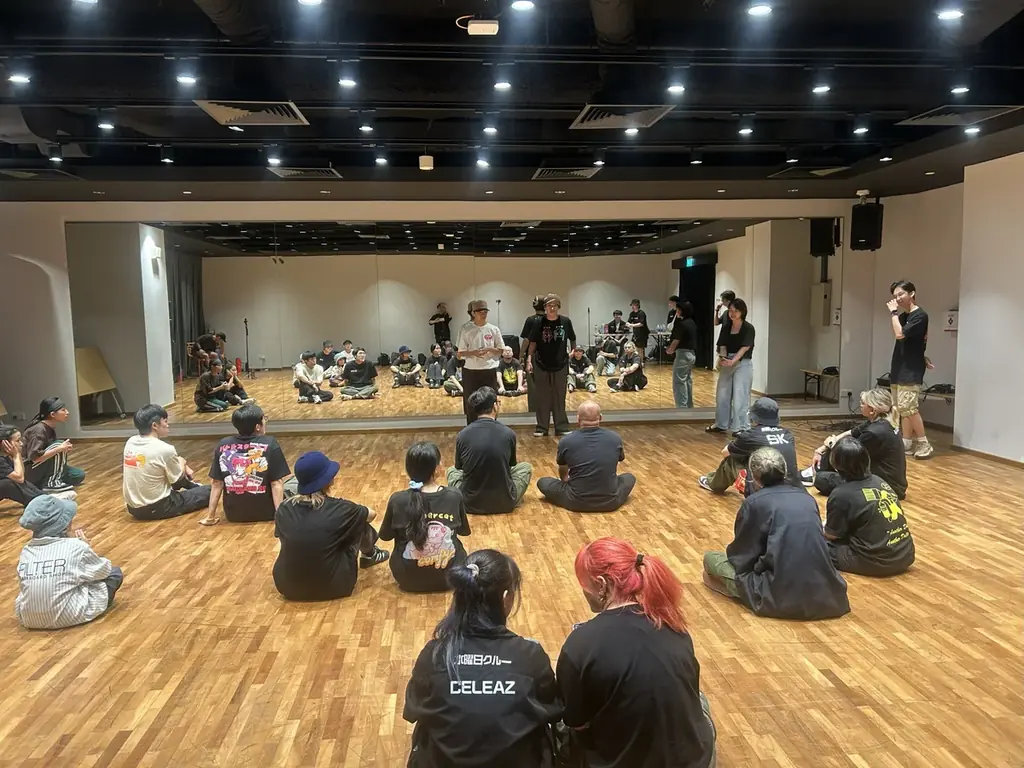 アニソンダンスバトルの最高峰「あきばっか〜の」シンガポール初開催が大盛況のうちに終幕！世界ベスト4の「龍と勇太」が優勝し日本通算４連覇を達成。世界を熱狂させるアニソンダンスの新章が開幕。 画像 20