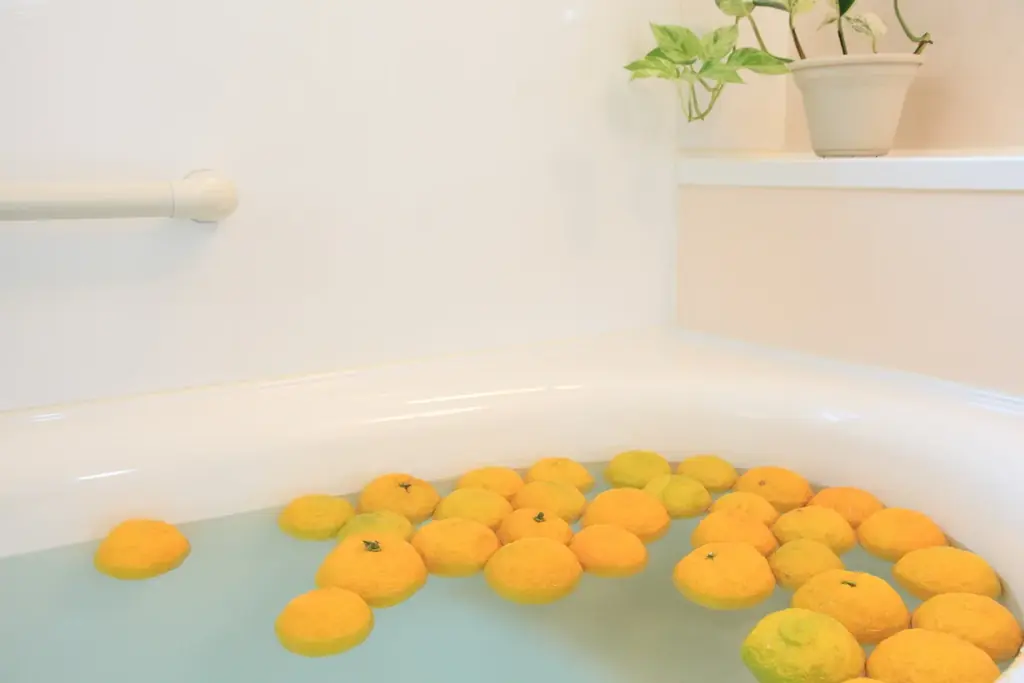 発表！子供と体験したい「12月の季節行事＆風習ランキング」2位「イルミネーション」1位は？「年賀状づくり」は11位／いこーよファミリーラボ調査2025【冬休み・冬レジャー調査リリース第3弾】 画像 13