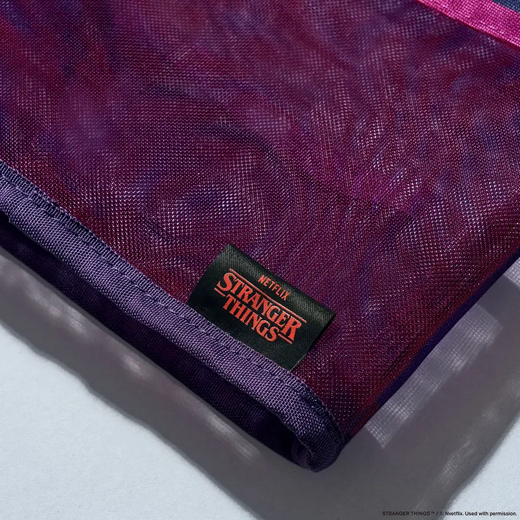 Netflixシリーズ「ストレンジャー・シングス 未知の世界」いよいよシリーズ完結　毎回大好評の「コンビニエンスウェア」コラボレーションをブランド史上最大規模で実現！ 画像 21