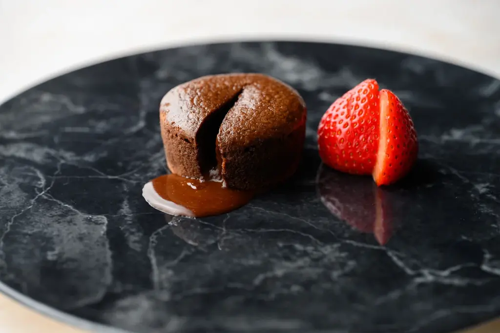 【富山エクセルホテル東急】冬の富山で、心躍るご褒美時間を。苺とショコラの甘い香りに包まれる「ストロベリーアフタヌーンティー」期間限定で開催！ 画像 5