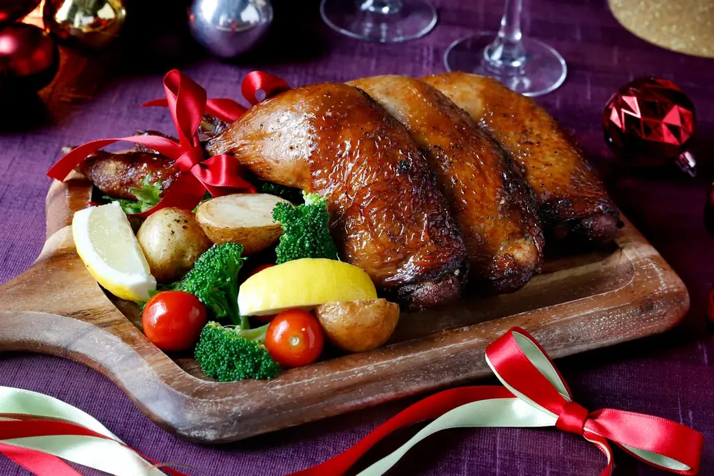重慶飯店初の試み 聖夜を彩る「クリスマスチキン」をテイクアウト限定で販売 画像 2
