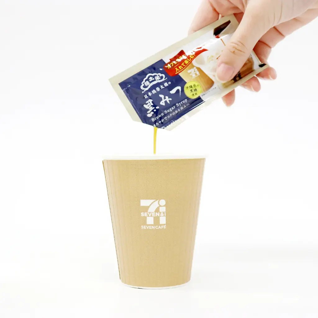 セブンカフェに入れて楽しむ『日本橋榮太樓の黒みつ』全国にて再販売 画像 4