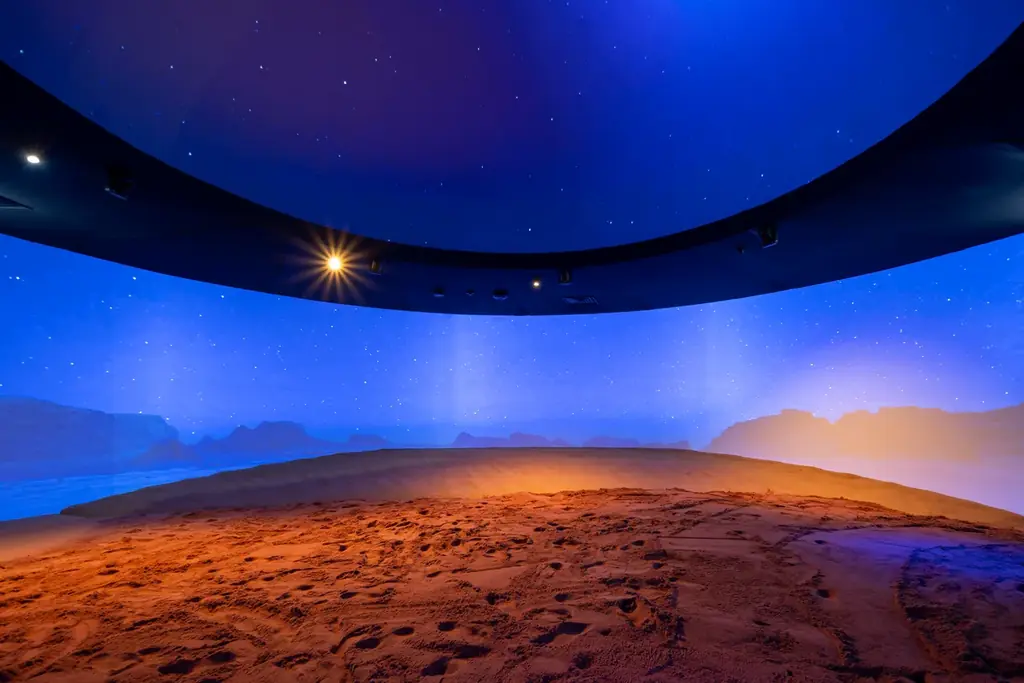 【2025大阪・関西万博】満足度1位獲得！ヨルダンパビリオン光・音・映像が連動する没入型空間を演出 画像 1