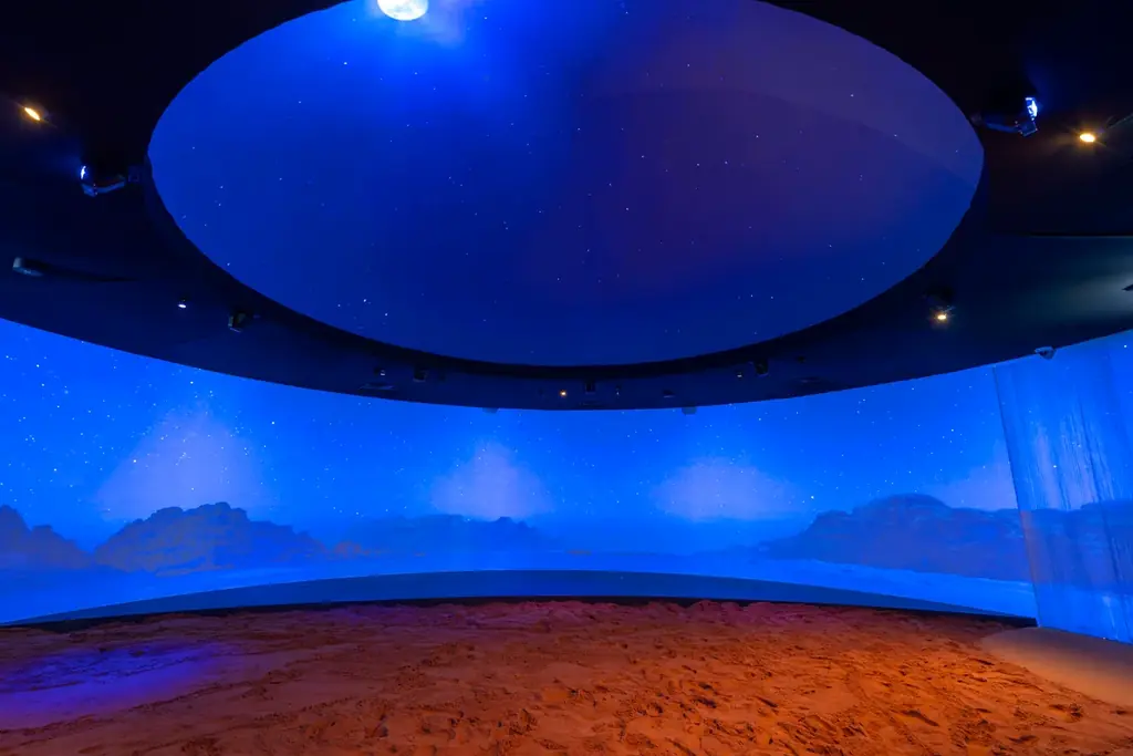 【2025大阪・関西万博】満足度1位獲得！ヨルダンパビリオン光・音・映像が連動する没入型空間を演出 画像 4