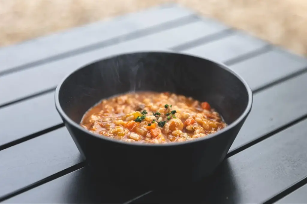 【sio 鳥羽周作シェフ監修】Earthboatオリジナルフードメニュー「サウナの後に外で食べる」シリーズの提供開始 画像 4