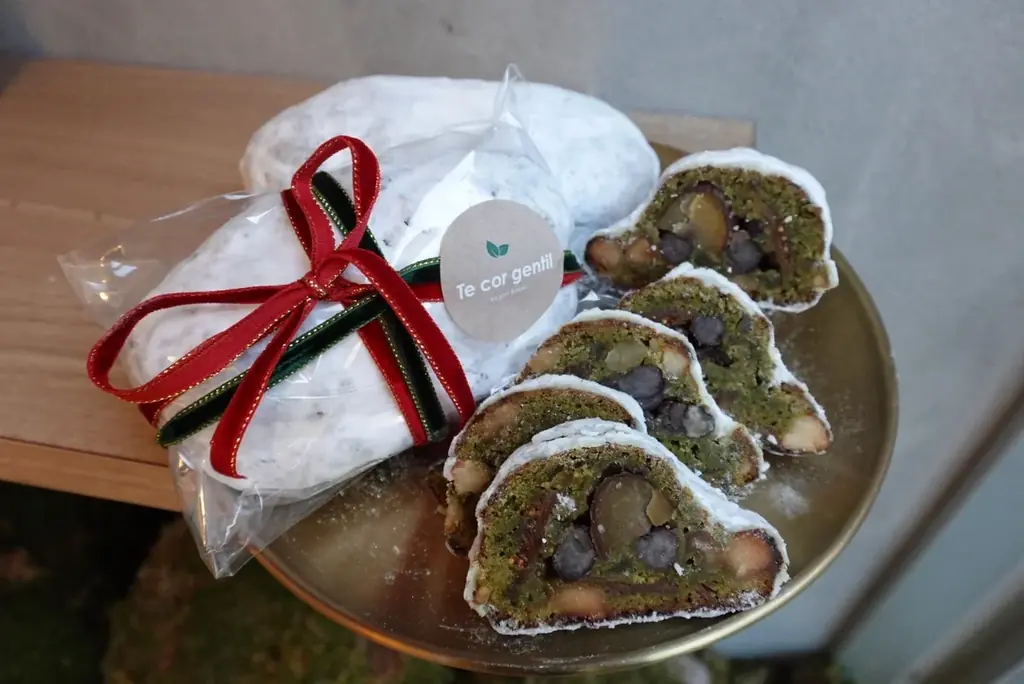 ヴィーガン米粉シュトーレン発売