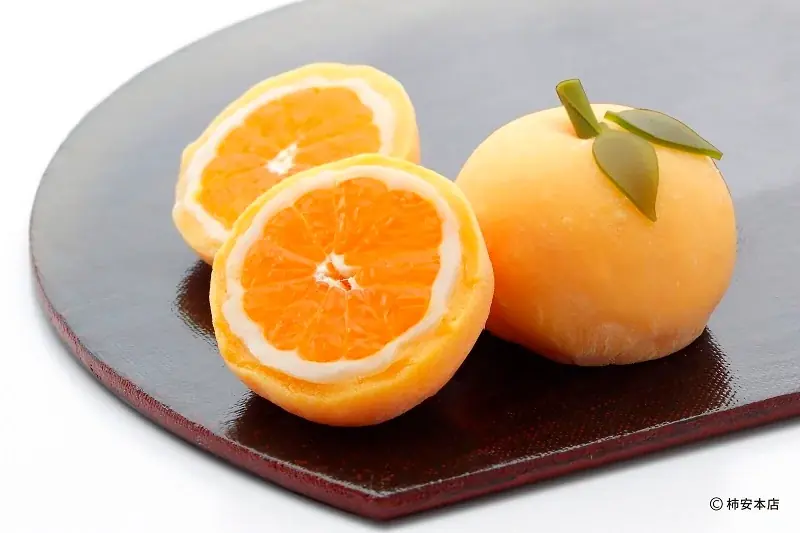 年末年始限定　口福堂の 『干支いちご大福』 登場！　ゆく年くる年をテーマにした、巳(み)年と午(うま)年モチーフの縁起物 画像 2