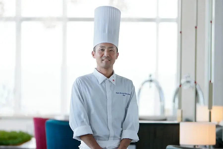 【大阪マリオット都ホテル】大切な人へ贈りたい華やかなスイーツ2種を、パティシエ仕立てのレシピでレクチャー！ペストリーシェフによる特別ランチコース付きシェフセミナーを開催 画像 2