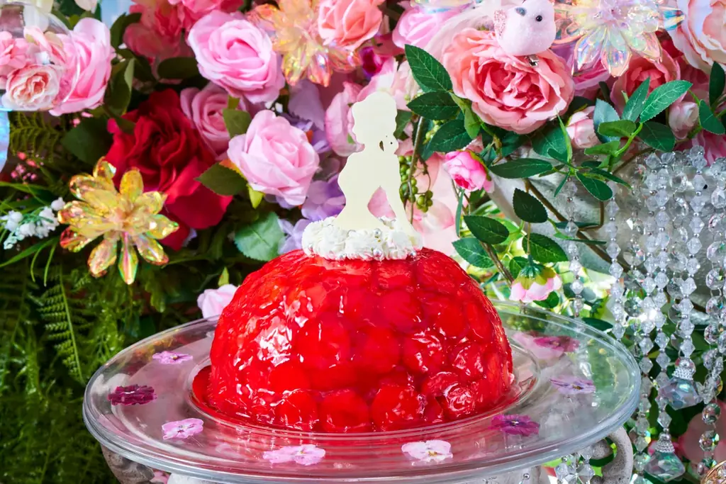 【ダブルツリーbyヒルトン沖縄北谷リゾート】ランチ＆スイーツビュッフェ『ストロベリービュッフェ～永遠の春が訪れるプリンセスガーデン～』 画像 2