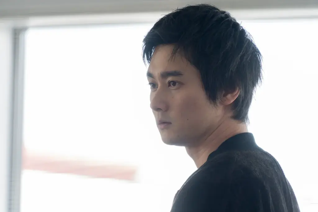 新章開幕！『スキャンダルイブ』第4話の予告映像＆あらすじ＆場面カットが到着！予告映像で見せた“奏”（川口春奈）の涙の理由は？大手事務所が隠蔽する“性加害疑惑”に迫る！ 画像 7