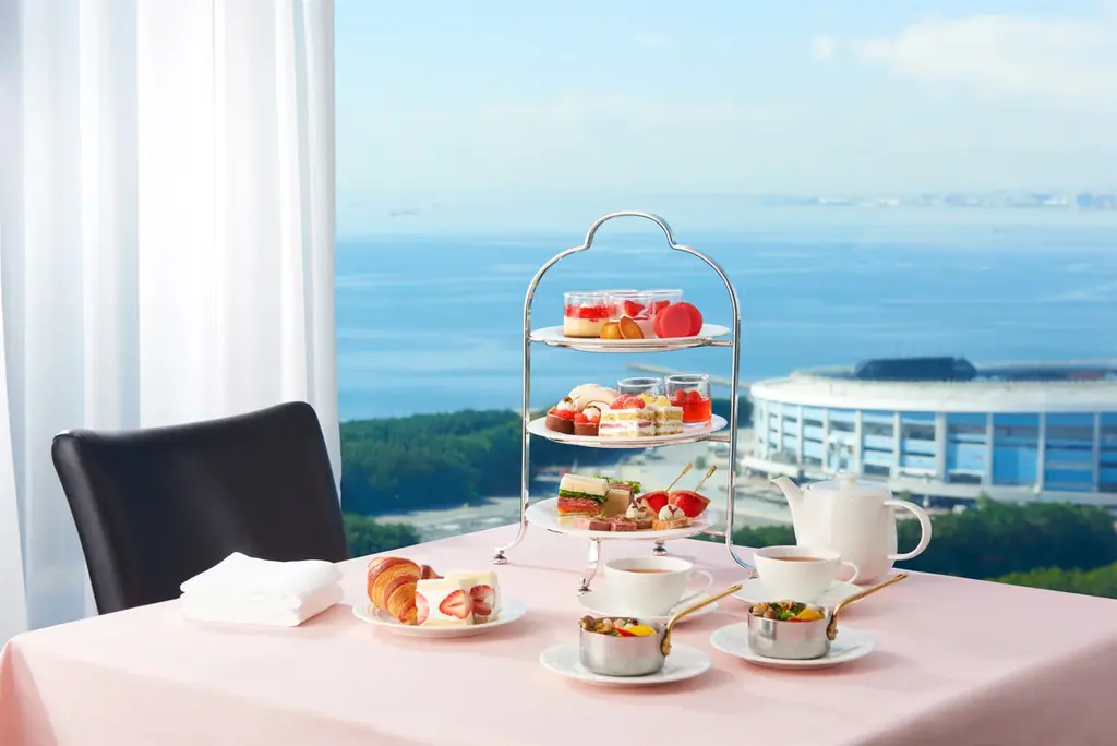 お部屋で過ごす、甘くて優雅ないちご時間。冬限定“いちごアフタヌーンティー”付ステイプラン 画像 1