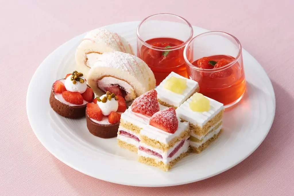 お部屋で過ごす、甘くて優雅ないちご時間。冬限定“いちごアフタヌーンティー”付ステイプラン 画像 4