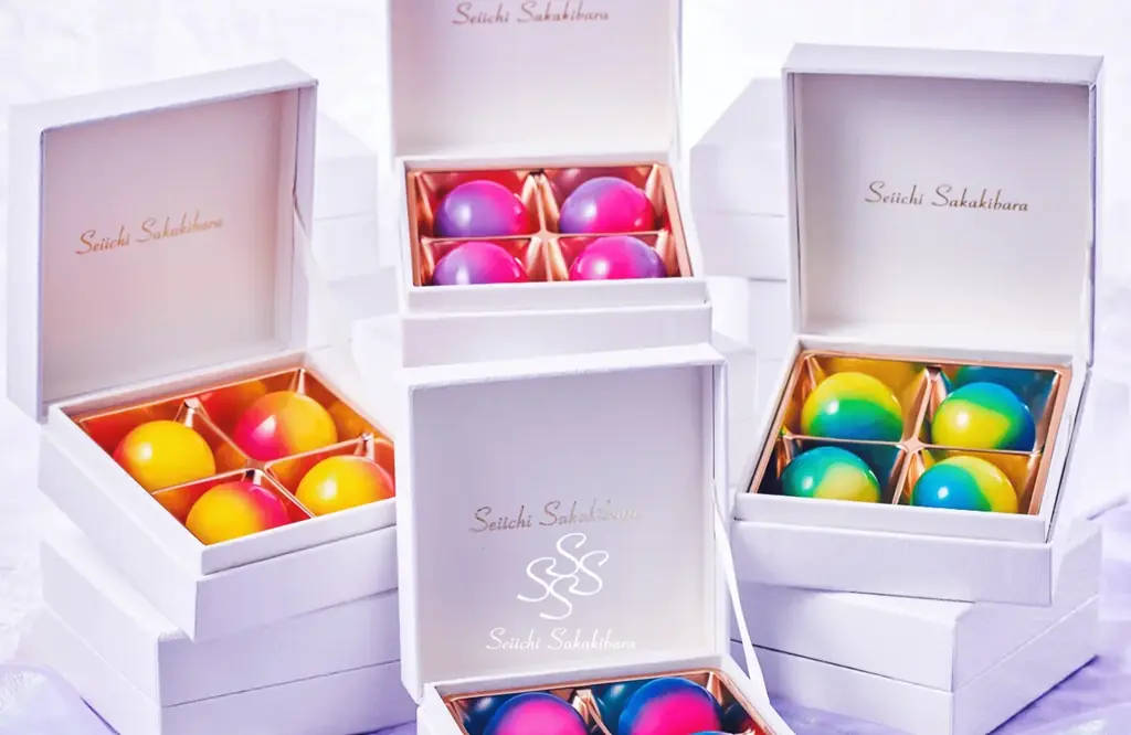 SNSマーケ11年目のEMOLVAが映えに特化したブランド「Seiichi Sakakibara」始動　第一弾は球体チーズケーキ『Orbe』 画像 3