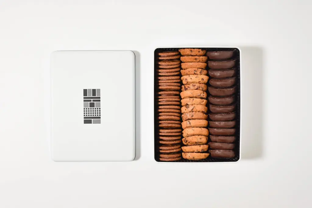 Minimal、人気のクッキー缶にバレンタイン限定Ver.が登場！チョコレート尽くしの個性異なる3種が1缶で楽しめる「チョコレートクッキー缶」2月1日発売 画像 1