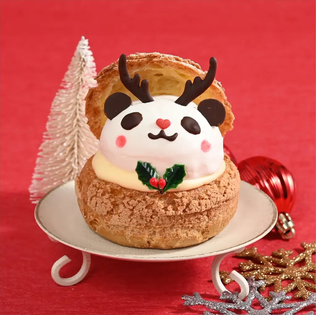 【椿屋珈琲・ダッキーダック】可愛らしいパンダがトナカイとサンタに大変身！ 画像 3