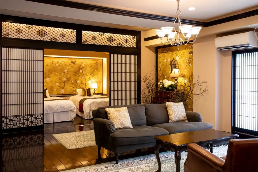 太宰治も訪れた宿で【100年の歴史を歩く】館内ツアー開始《避暑だけでない》蓼科の冬の魅力を、全国に伝える創業百年・老舗宿の挑戦 画像 13