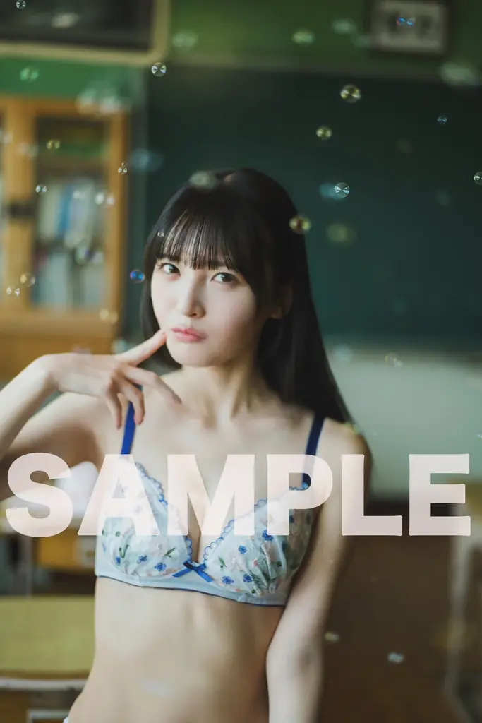 ゼロイチ美女10人が「もし学生だったら?」妄想写真集『ゼロイチ学園』２が発売、桃月なしこ＆天羽希純はセクシー教師に 画像 10