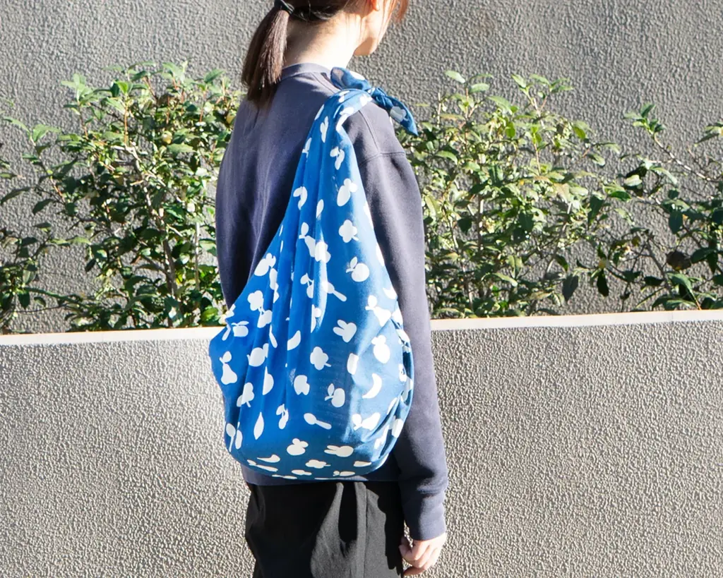 たのしい日も、のんびりな日も、ミッフィーと。毎日を彩る手ぬぐい・風呂敷シリーズ第9弾が登場。 画像 10