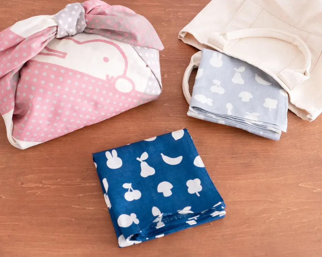 たのしい日も、のんびりな日も、ミッフィーと。毎日を彩る手ぬぐい・風呂敷シリーズ第9弾が登場。 画像 8