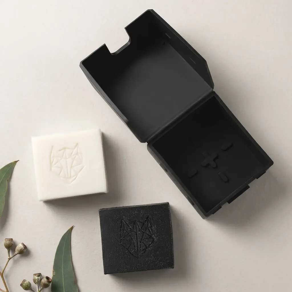 【シリーズ累計100万本突破】SNOW FOX SKINCAREカッサブラシ第６弾「リミテッドエディション プレミアム FOX カッサ ブラック＆ホワイト ヘアブラシ」2026年2月6日　数量限定発売 画像 7