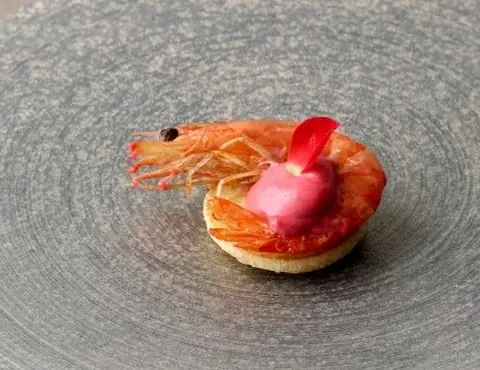 【都リゾート 志摩 ベイサイドテラス】和×洋 どちらも味わう『和洋のいちごのアフタヌーンティー2026』予約スタート！ 画像 11