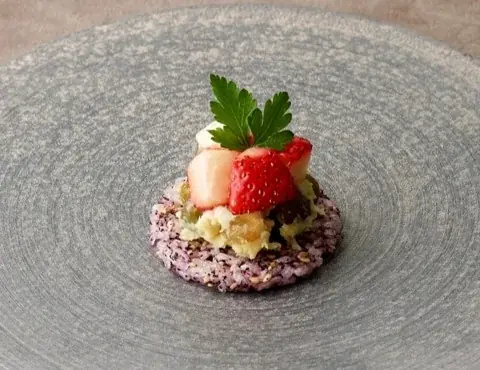 【都リゾート 志摩 ベイサイドテラス】和×洋 どちらも味わう『和洋のいちごのアフタヌーンティー2026』予約スタート！ 画像 13