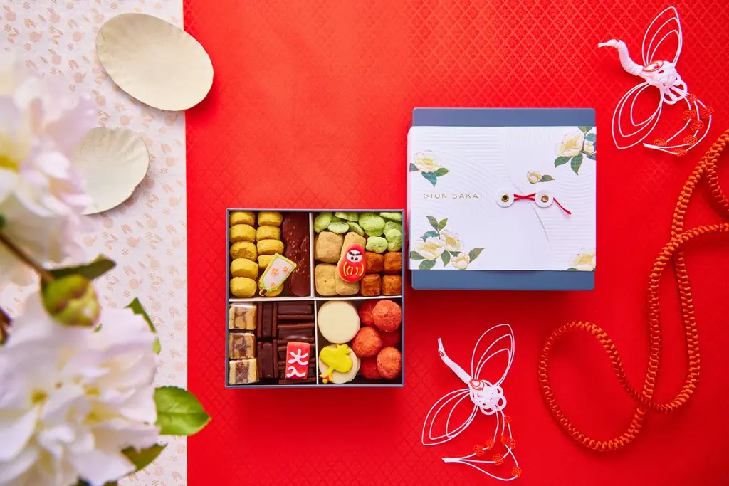 祇園・洋菓子ぎをんさかい、12/27発売の初春おせち缶