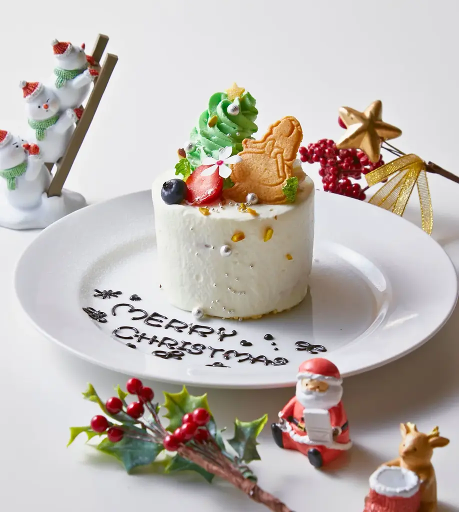 ホールケーキをひとりじめ？！選べるアリスのクリスマス｜大阪・梅田「幻想の国のアリス」 画像 3