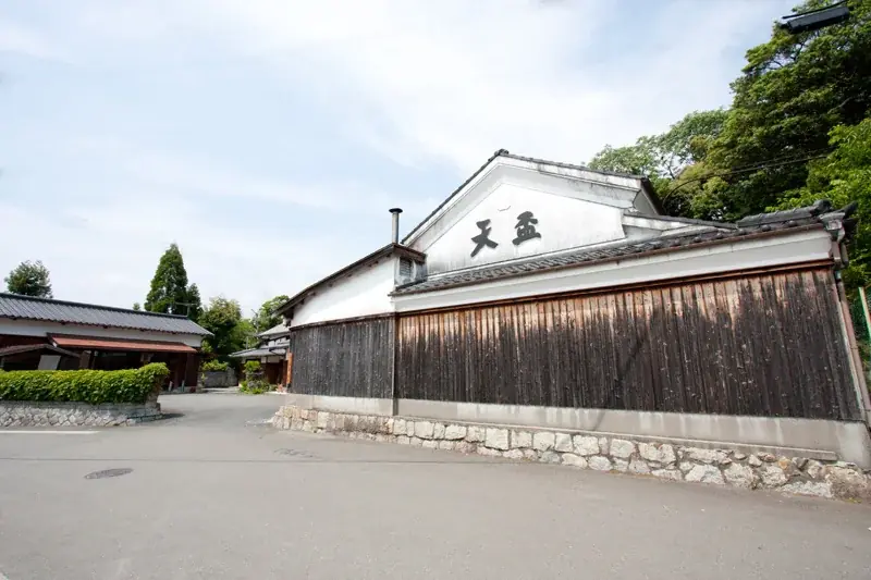 世界初！現代日本酒技術をベースに、国産大麦100%で醸す《純麦酒》誕生。LINNÉと焼酎蔵・天盃が共創し、麹の可能性を世界にひろげる【12月11日発売】 画像 8