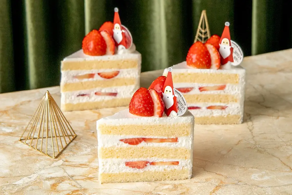 幸せの瞬間を彩る 甘いひと切れ。2025年12月20日（土）～クリスマス限定ケーキが登場。 / PATISSERIE TOOTH TOOTH 画像 5