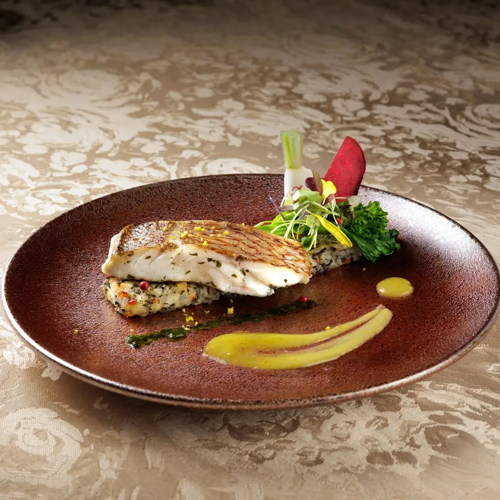 三重県の味覚を堪能！新大阪江坂東急REIホテルの特別コラボランチ　期間限定ハーフブッフェ付き特別コラボランチで三重県の魅力を発見するチャンス 画像 4