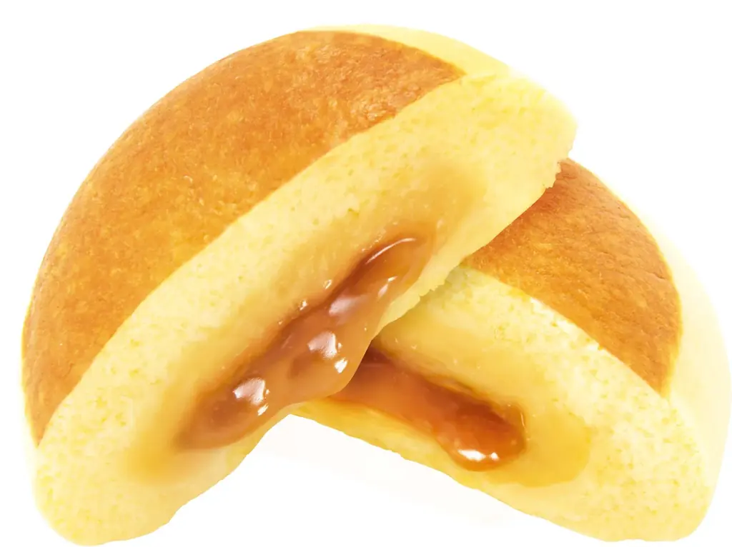 スイーツ系中華まん4年連続売上No.1！（※）ファミマ冬の定番「森永製菓監修バター香るホットケーキまん」12月16日（火）発売！～ホットケーキの味わいそのままに、とろっとあま〜い感動のふわふわ食感～ 画像 2