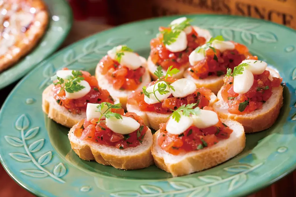 食欲そそる彩り豊かなイタリア料理にいちごのイタリアンスイーツ「心躍るイタリアの美食×ストロベリースイーツ」を開催！ 画像 5