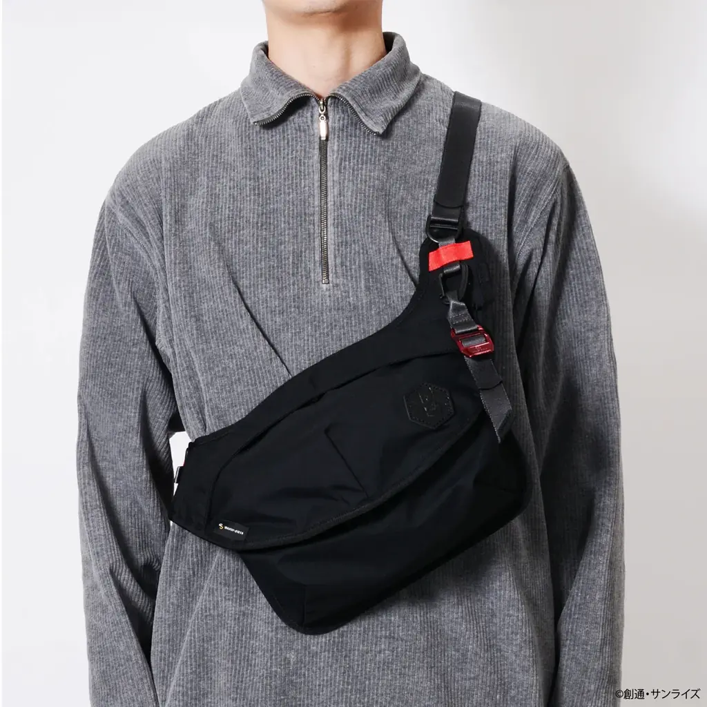 『機動戦士ガンダム』よりシャア・アズナブルをイメージしたバッグが登場！ファッション性と機能性を高い次元で融合させたブランドmaster-pieceとの初コラボレーション 画像 10