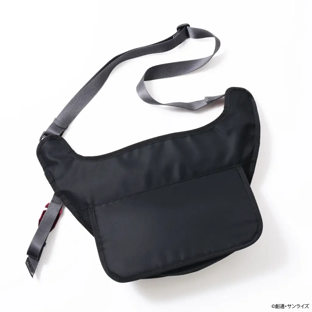 『機動戦士ガンダム』よりシャア・アズナブルをイメージしたバッグが登場！ファッション性と機能性を高い次元で融合させたブランドmaster-pieceとの初コラボレーション 画像 9