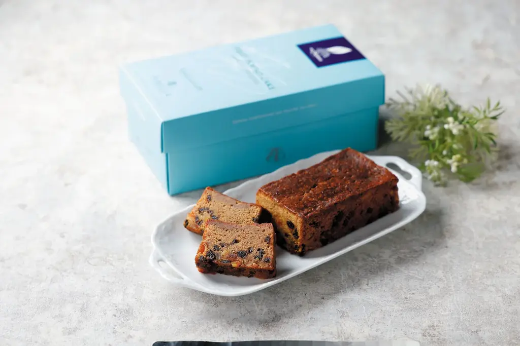 世界的ブランド、シェ・シバタ×エムアイフードスタイルブランドSiBELLEのコラボが実現！「シェ・シバタ×SiBELLE　ブランデーフルーツケーキ」 画像 1