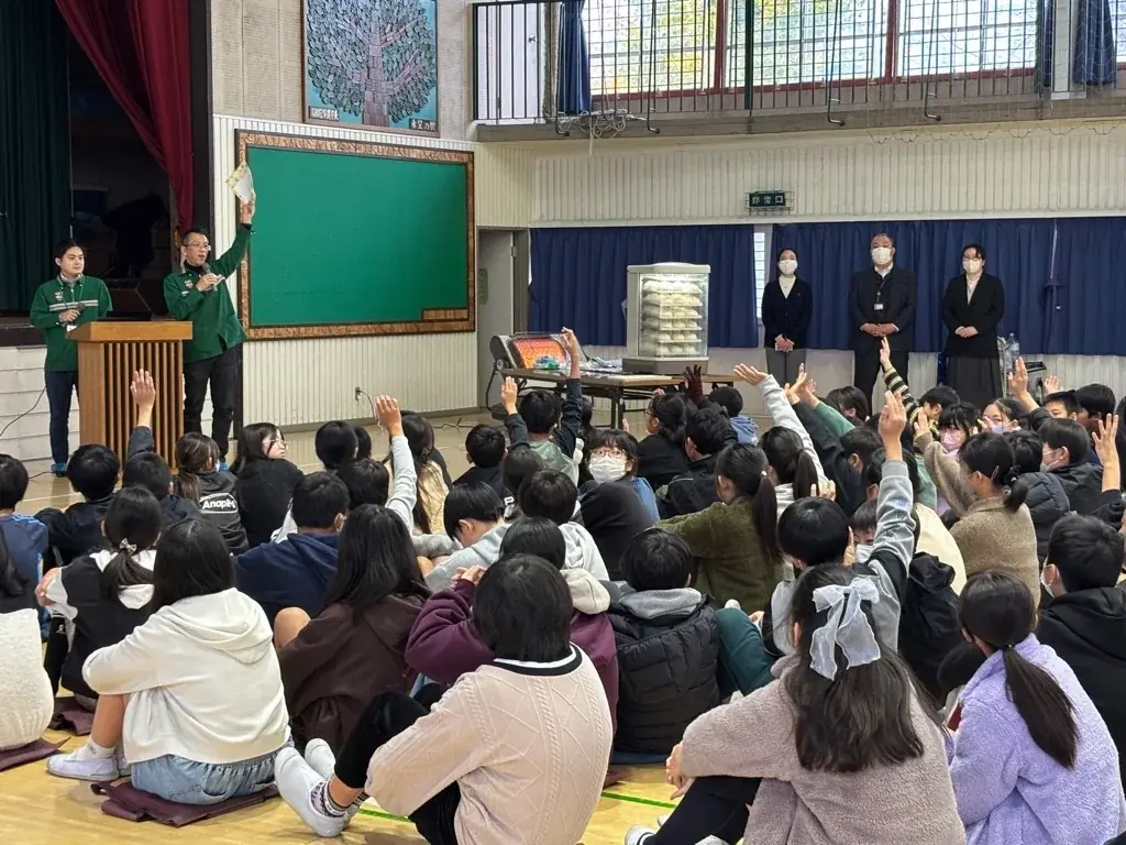 セブン‐イレブン×入間市×中村屋が届ける三者連携出張授業を実施！小学校で地元の企業と体験型の交流 画像 1