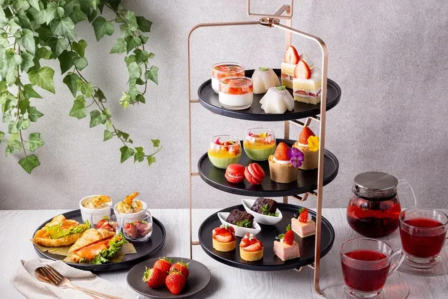 12/26開始 都ホテル博多のいちご尽くしアフタヌーンティー