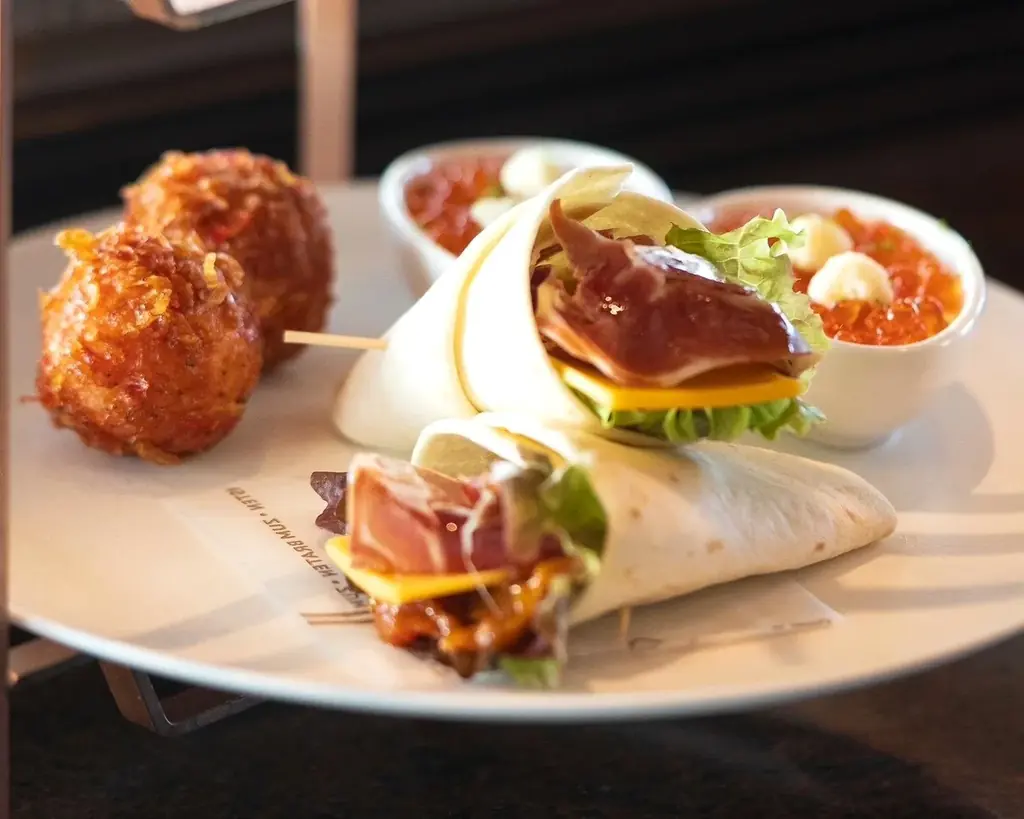 苺を堪能できる大人気のアフタヌーンティーが今年も登場！「ストロベリー＆チョコレート アフタヌーンティー」12月26日(金)より提供開始。 画像 3