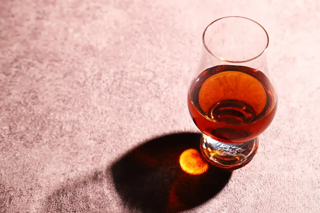 ラム樽でカスクフィニッシュした希少なモルトウイスキー「郁 -iku-」の抽選販売を開始 画像 3