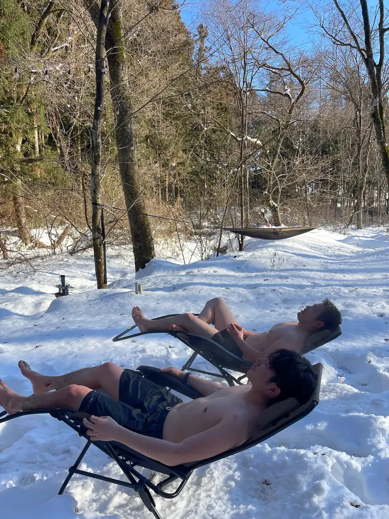 最高のリトリートを体験できる THE FIVE RIVERS FINE GLAMPING 群馬 白沢　白銀の世界で雪中サウナ　寒暖差100℃超え”雪でととのう”冬体験 画像 5