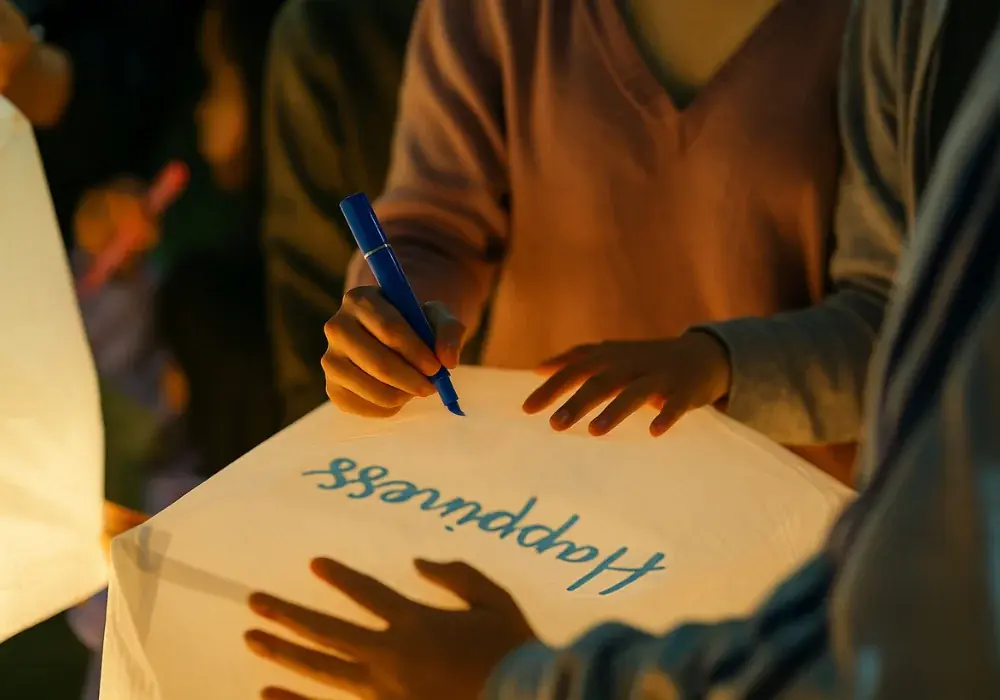 【兵庫県姫路市】新春の夜空を彩る幻想的なランタン打ち上げ体験『姫路セントラルパーク サンクスランタン2026』開催決定！ 画像 3