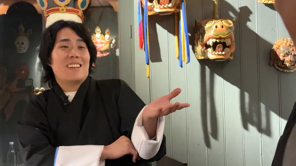 ひろゆき＆東出昌大、令和ロマン・くるまを大絶賛「神に愛されてる」「M-1二連覇を成し遂げた時代の寵児」／『世界の果てに、くるま置いてきた』ひろゆき＆東出昌大インタビューレポート 画像 3