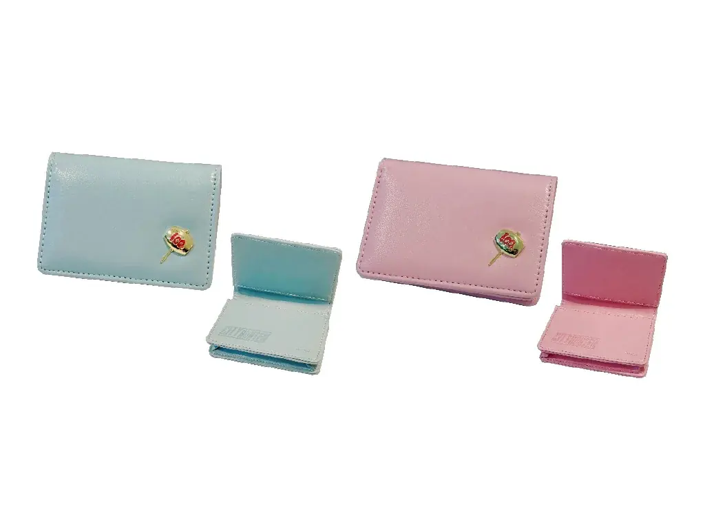 上野の森美術館で開催中の「シティーハンター大原画展」に「槇村香」等身大立像がいよいよ登場！喫茶キャッツアイに獠、香、海坊主、美樹4人が勢揃い！新作オリジナルグッズ＜名刺ケース＞も遂に販売開始！ 画像 4